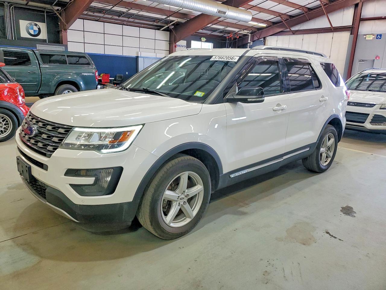 2016 FORD EXPLORER — фото 1