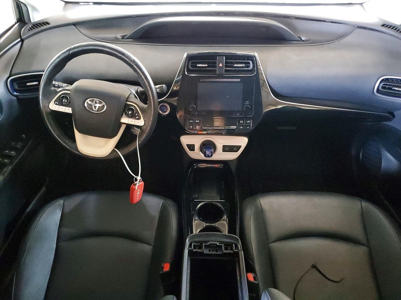 2017 TOYOTA PRIUS — фото 8