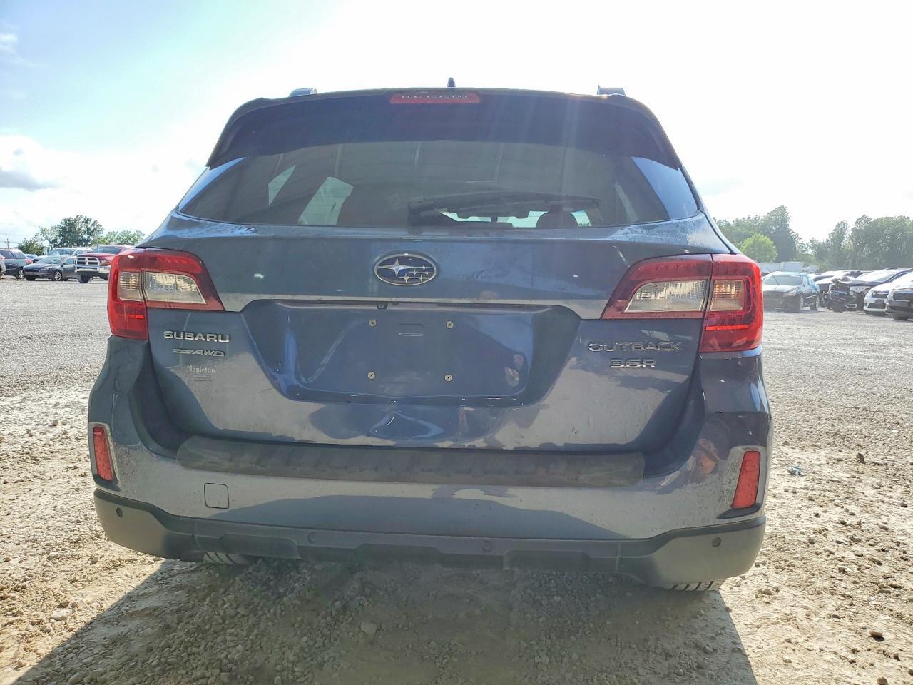 2017 SUBARU OUTBACK — фото 6