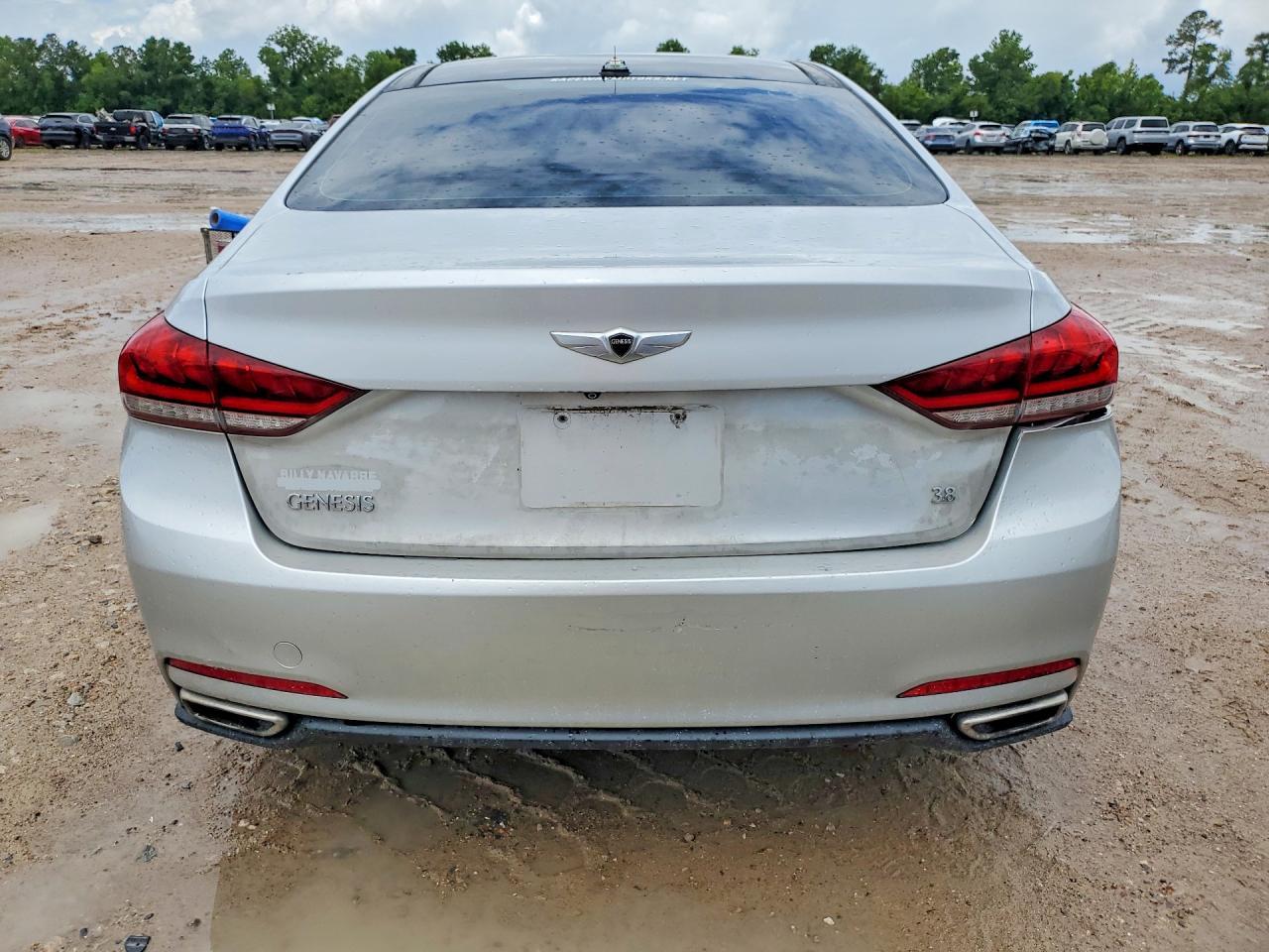 HYUNDAI GENESIS