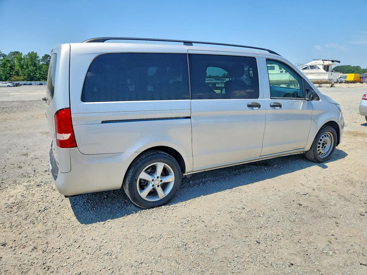 2016 MERCEDES-BENZ METRIS — фото 3