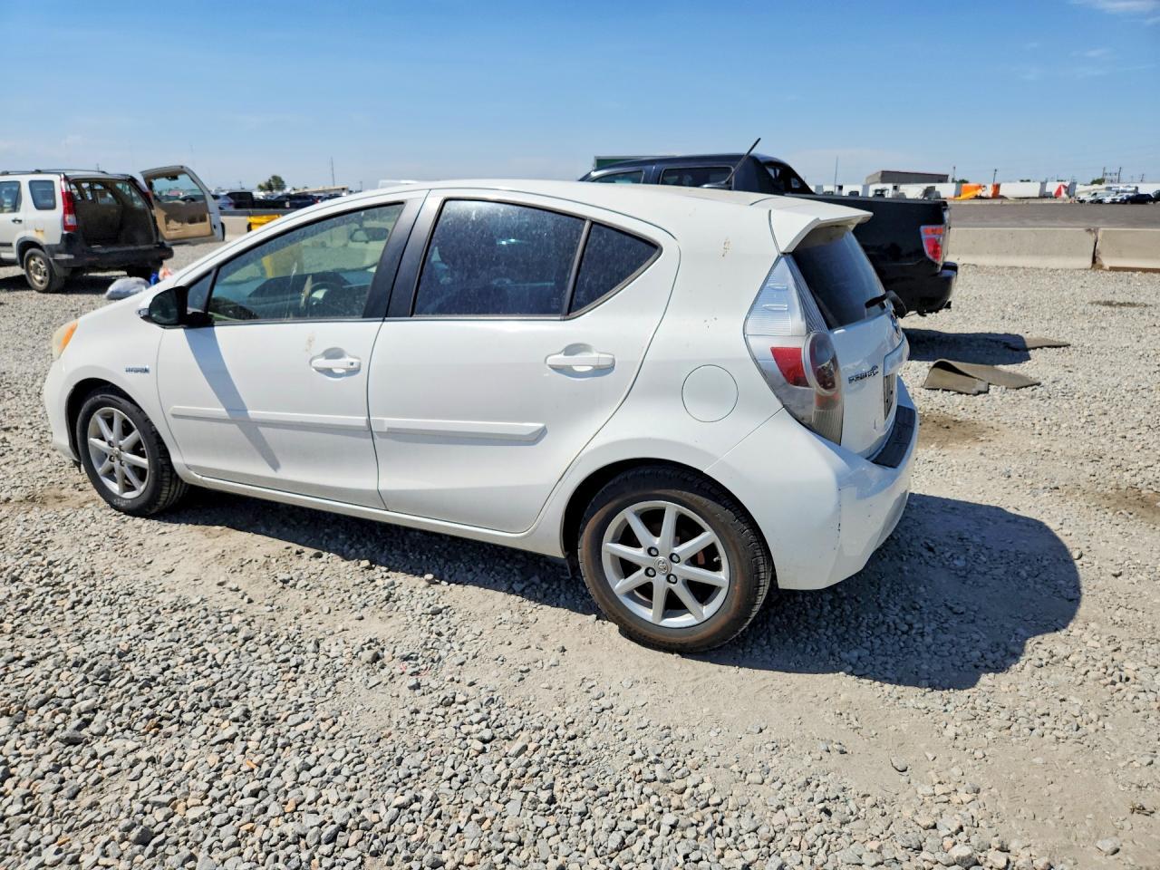 2012 TOYOTA PRIUS C — фото 2