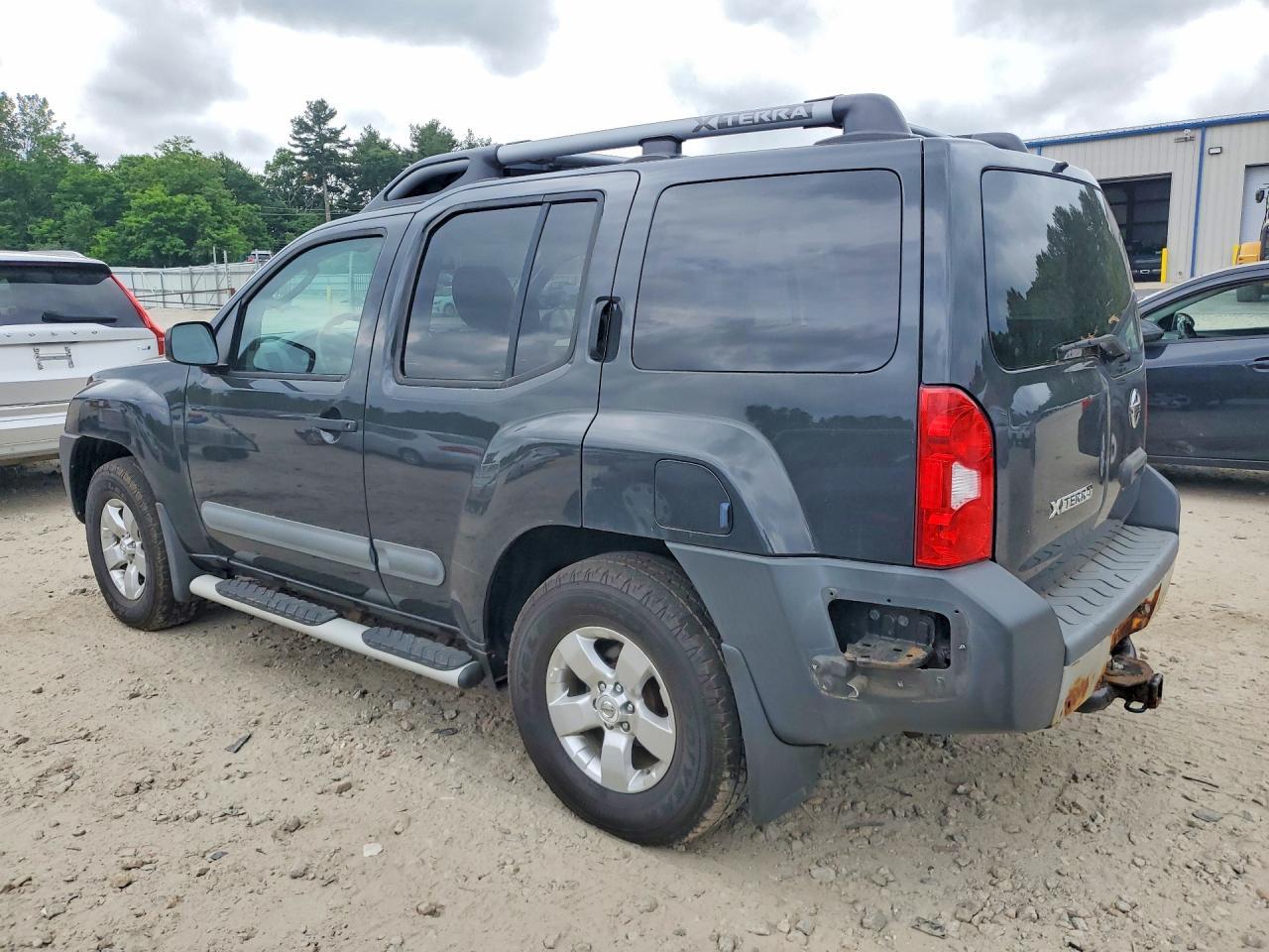 2011 NISSAN XTERRA — фото 2
