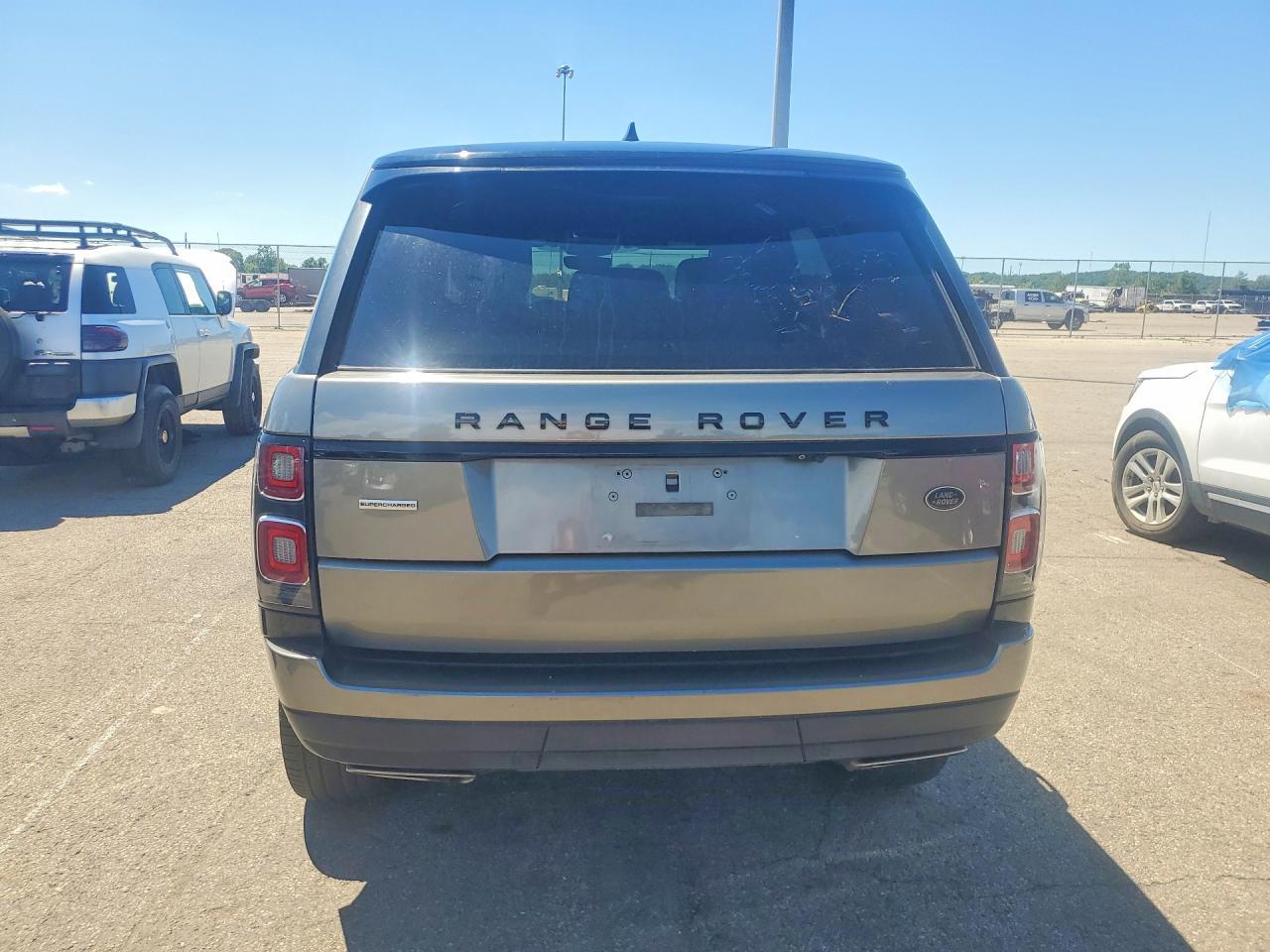 LAND ROVER RANGE ROVER