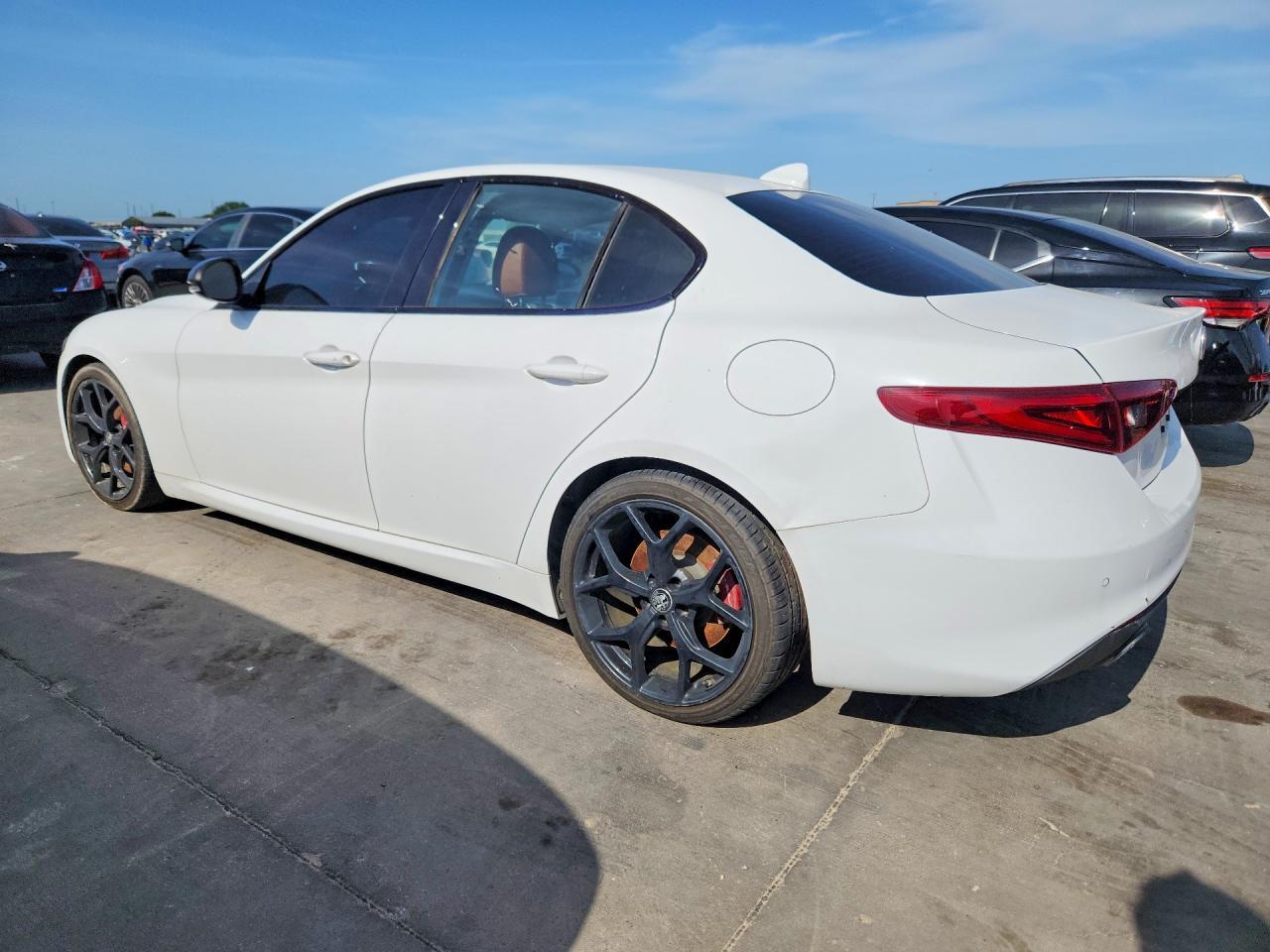 2019 ALFA ROMEO GIULIA — фото 2