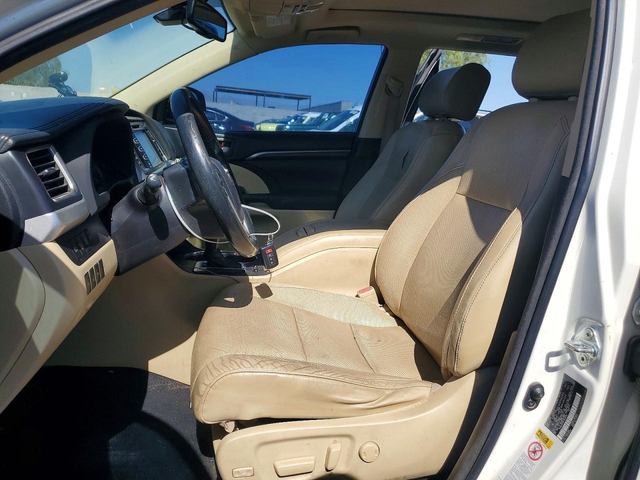 2015 TOYOTA HIGHLANDER — фото 7