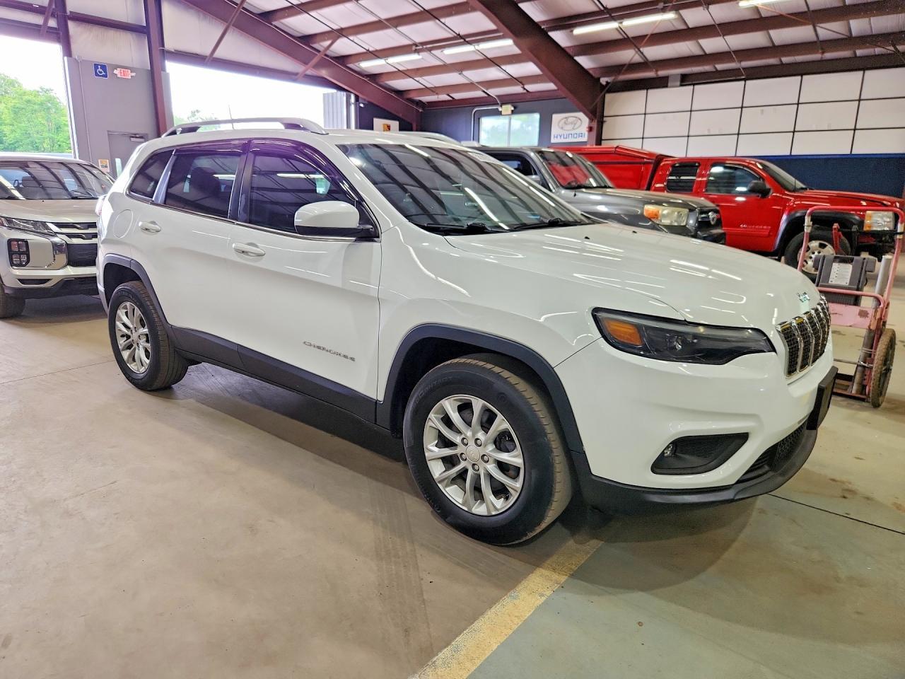 2019 JEEP GRAND CHEROKEE — фото 4