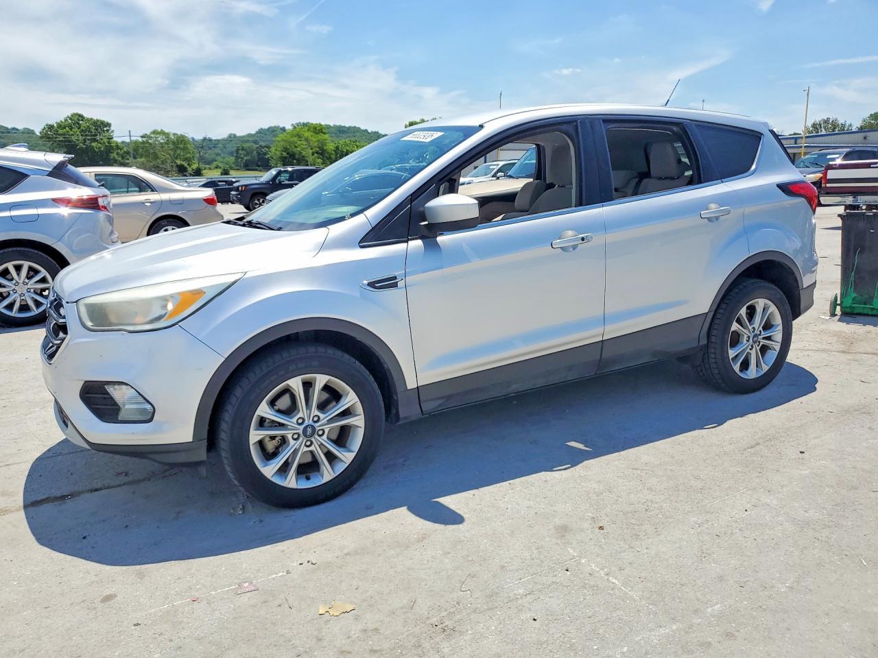 2019 FORD ESCAPE — фото 1