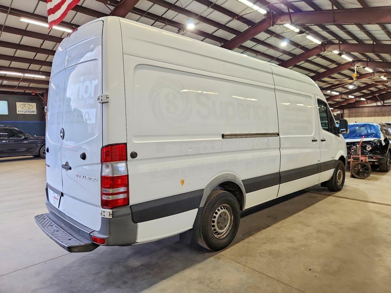 2016 MERCEDES-BENZ SPRINTER — фото 3