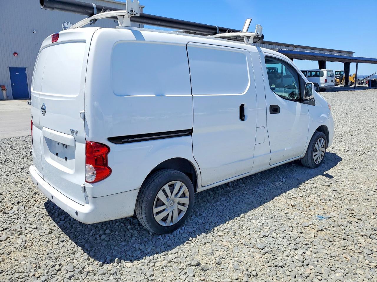 2020 NISSAN NV200 — фото 3