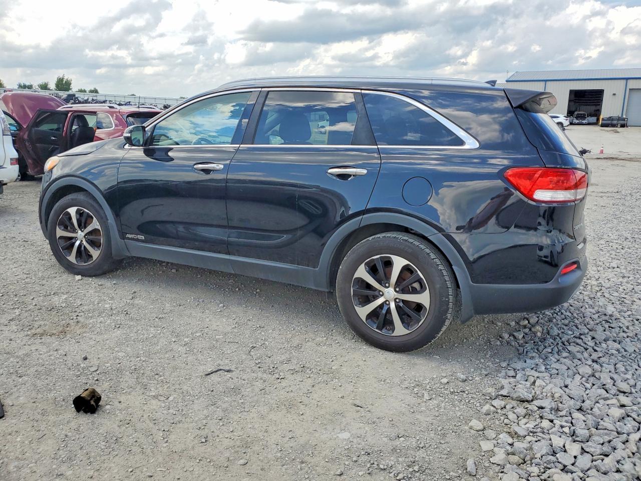 2016 KIA SORENTO — фото 2
