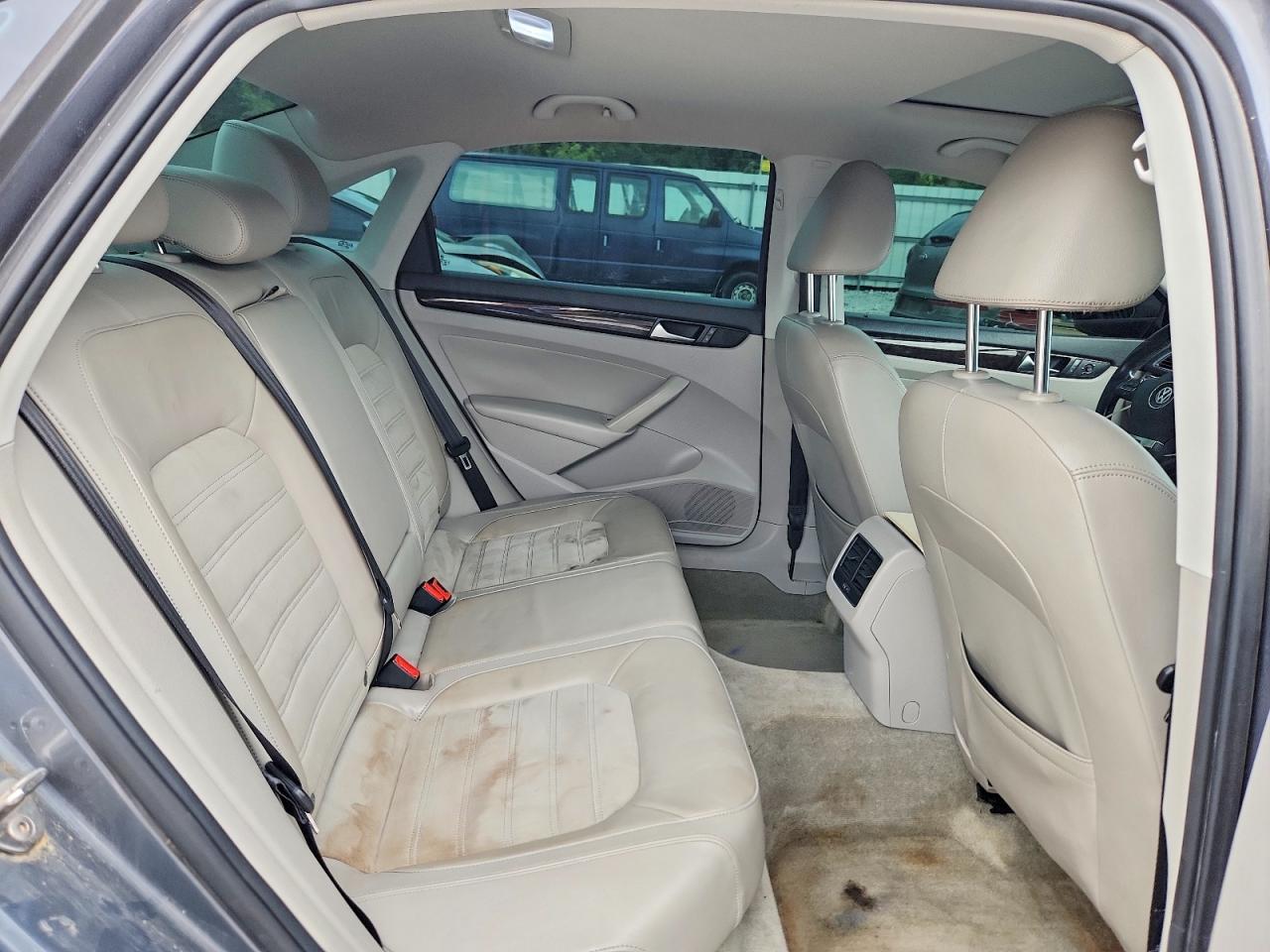 2015 VOLKSWAGEN PASSAT — фото 10