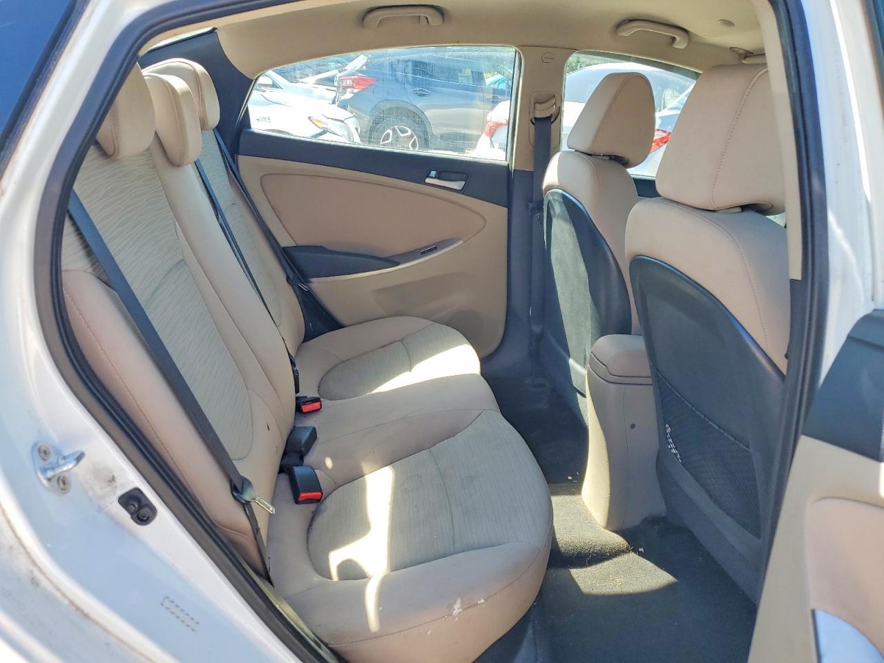 2016 HYUNDAI ACCENT — фото 10