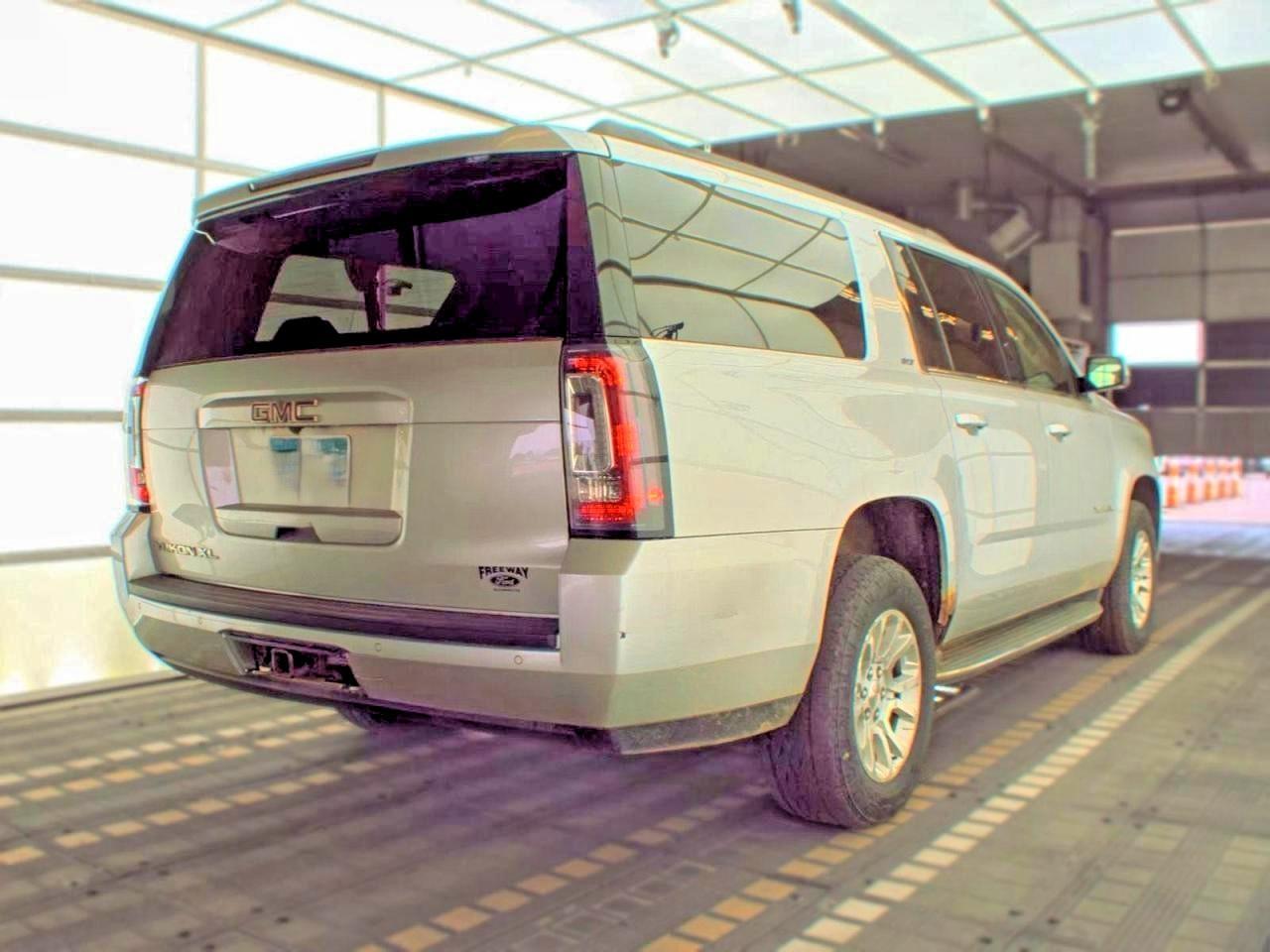 GMC YUKON