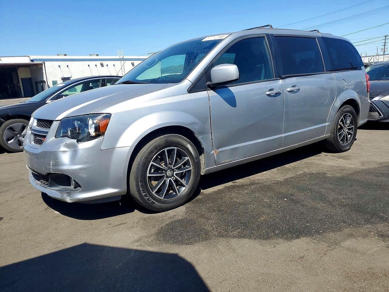 2018 DODGE GRAND CARAVAN — фото 1