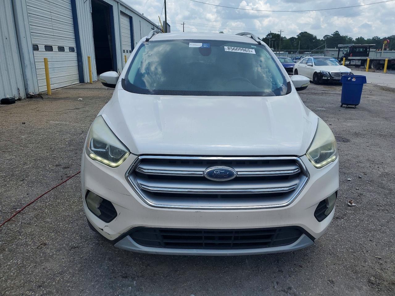 2017 FORD ESCAPE — фото 5
