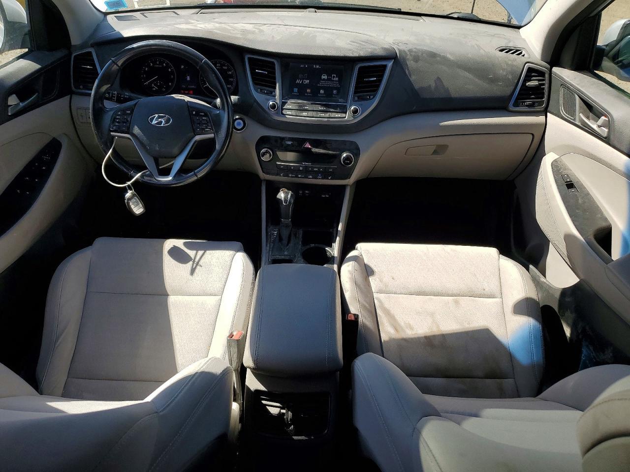 HYUNDAI TUCSON