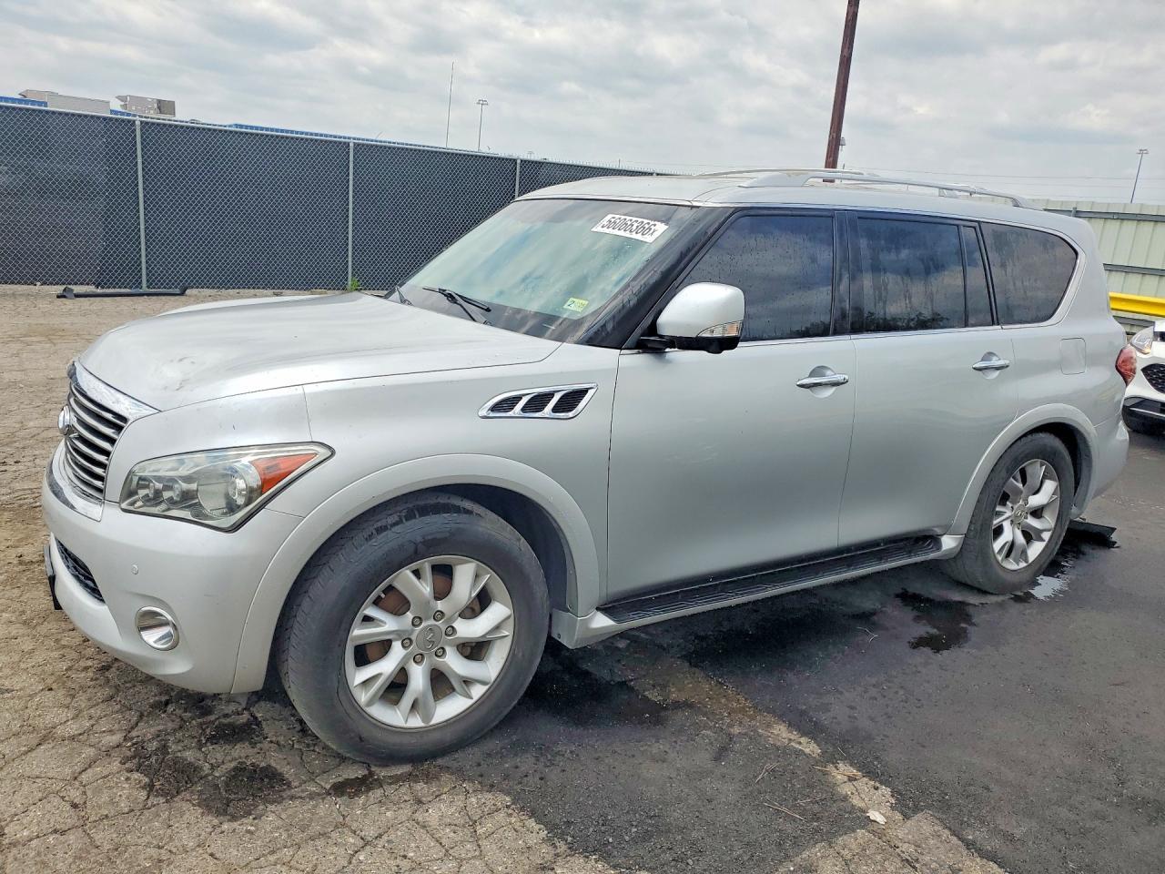 INFINITI QX56