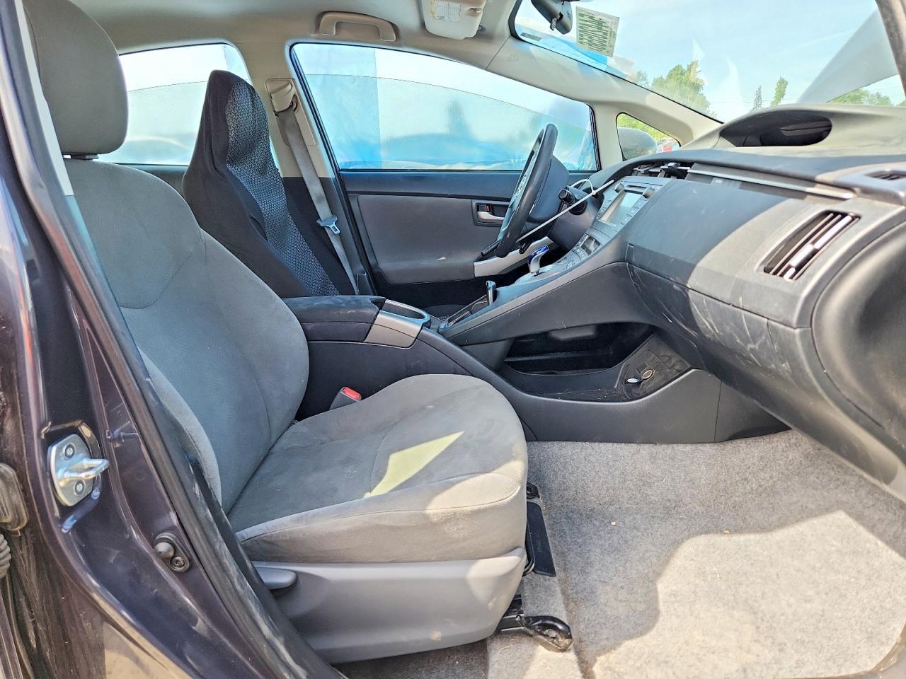 2014 TOYOTA PRIUS — фото 7