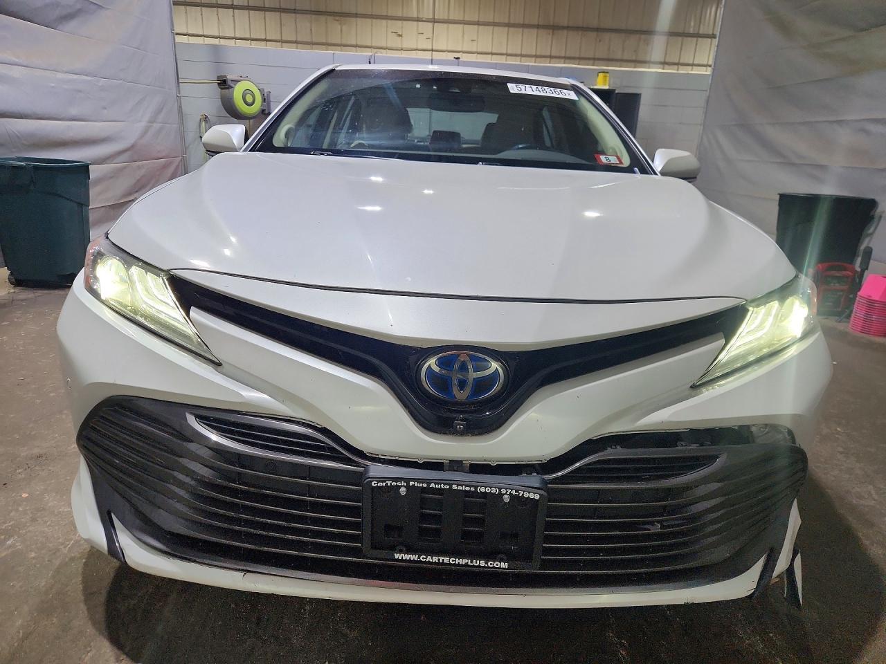 2018 TOYOTA CAMRY HYBRID — фото 5