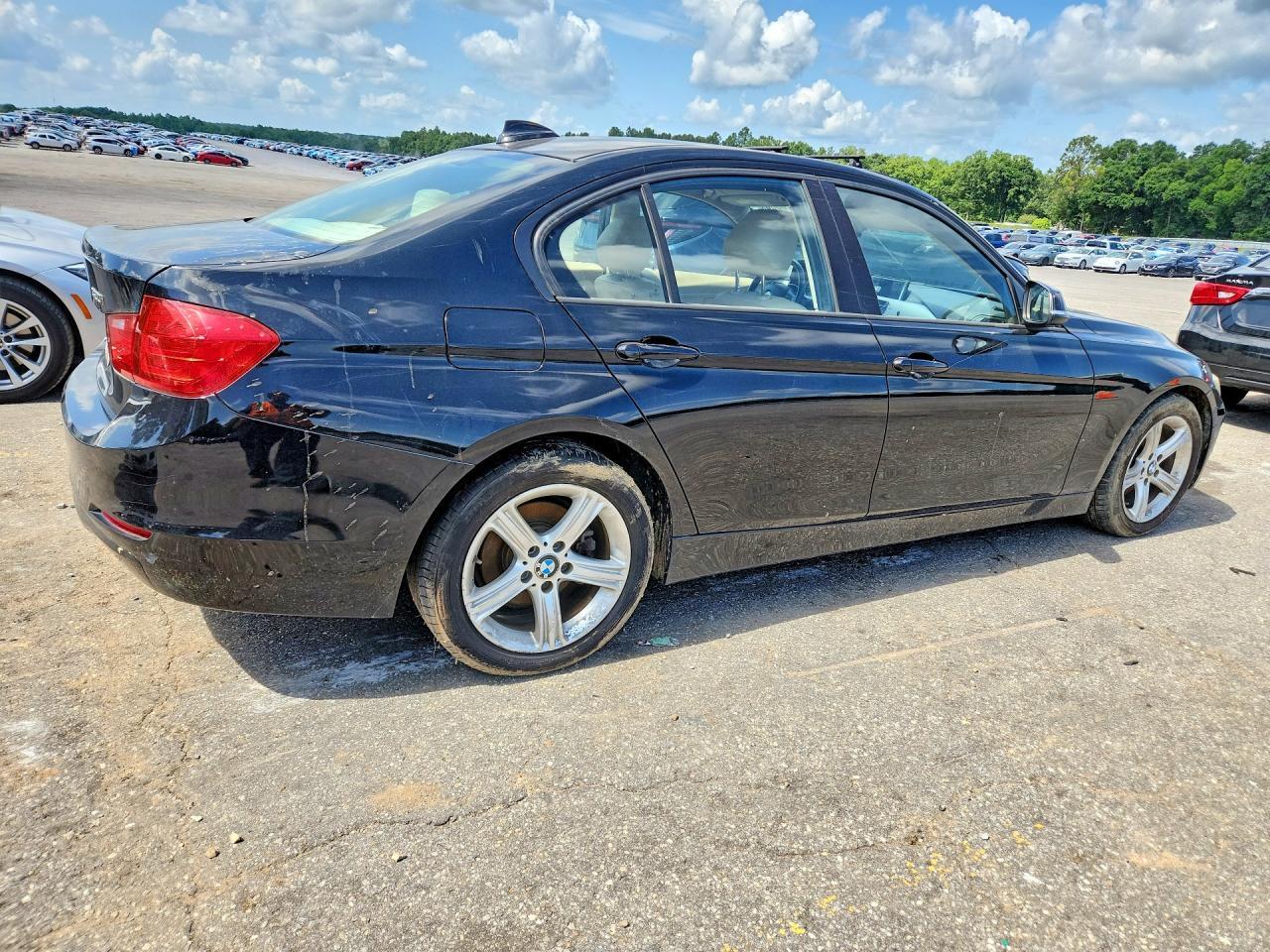 2014 BMW 3 SERIES — фото 3