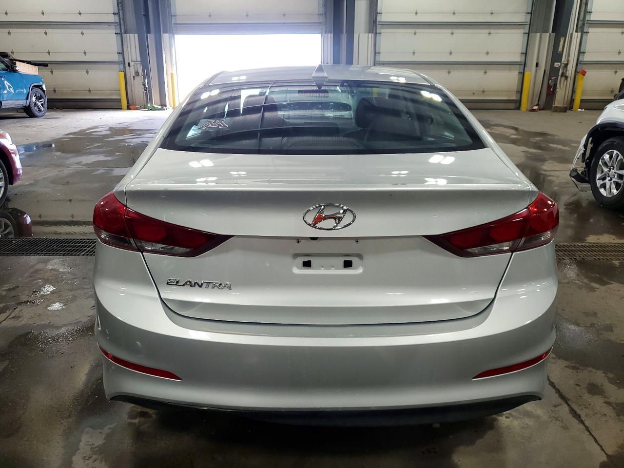 2018 HYUNDAI ELANTRA — фото 6