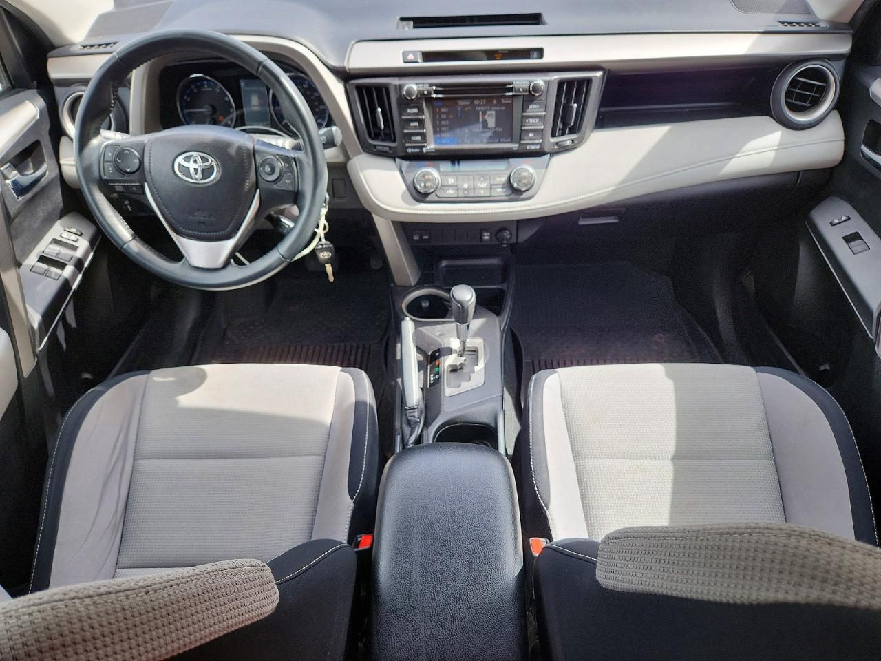 2016 TOYOTA RAV4 — фото 8