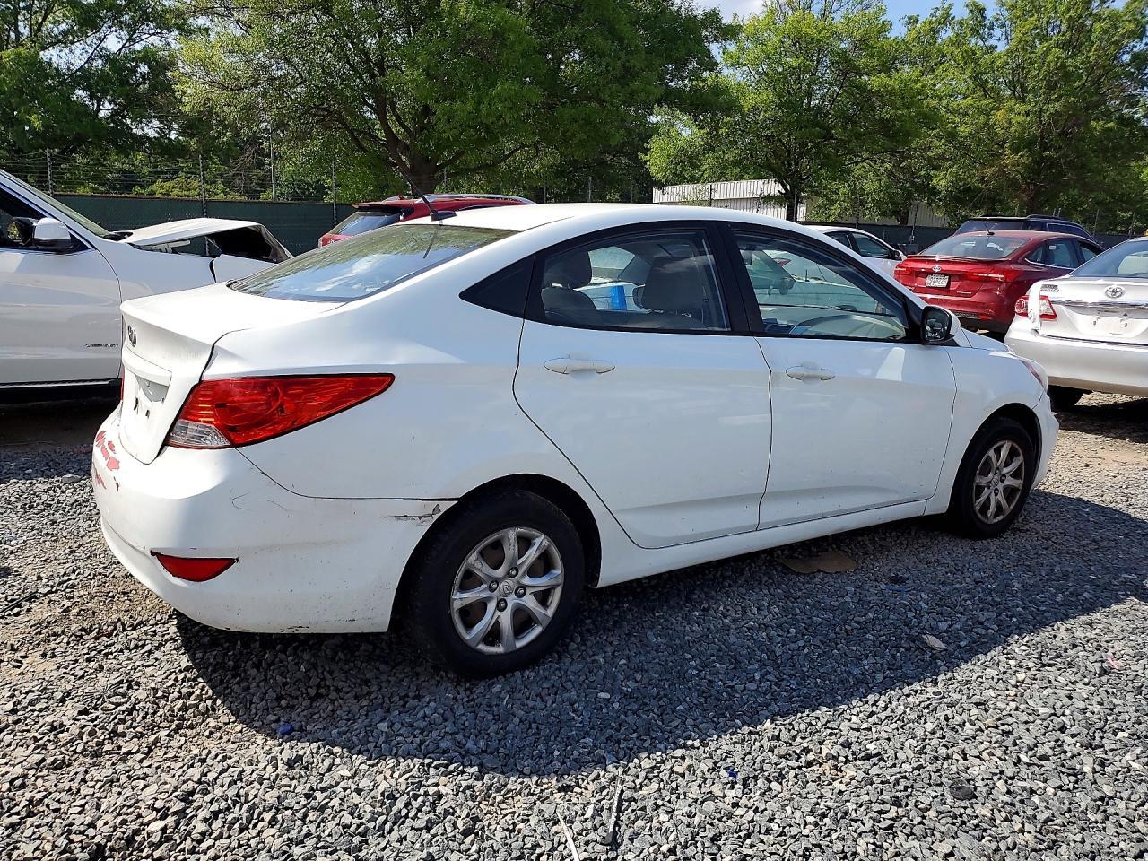 2013 HYUNDAI ACCENT — фото 3