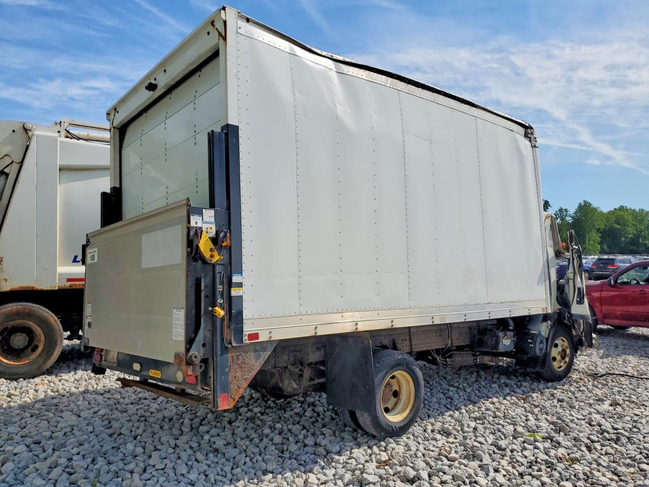 ISUZU NPR
