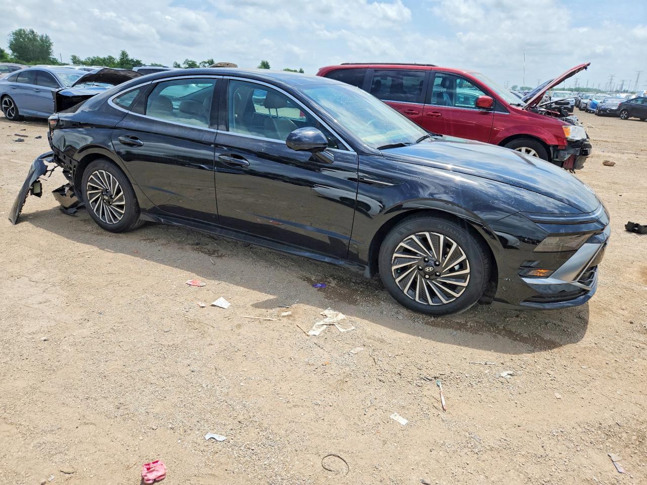 2025 HYUNDAI SONATA HYBRID — фото 4