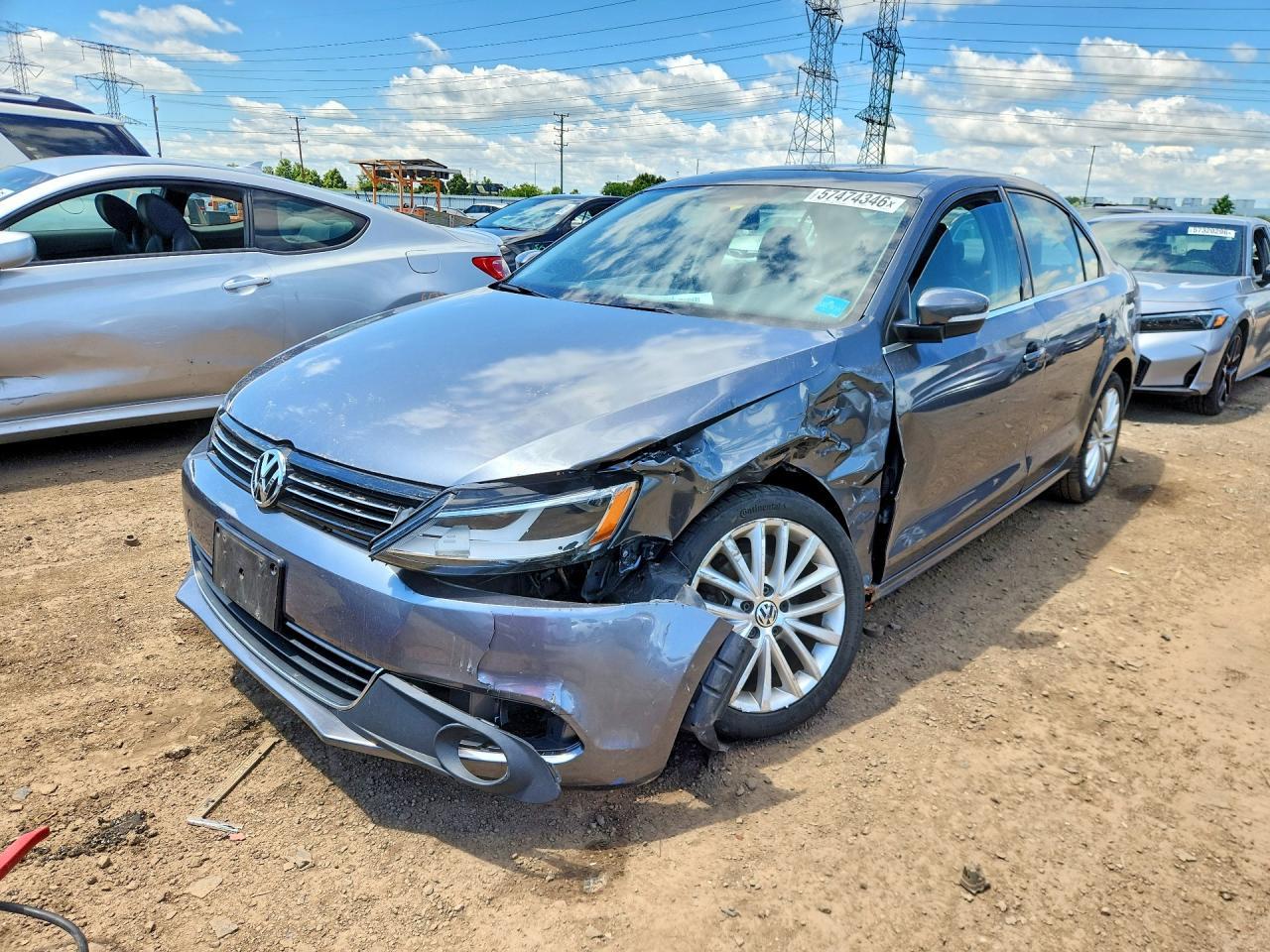 2013 VOLKSWAGEN JETTA — фото 1