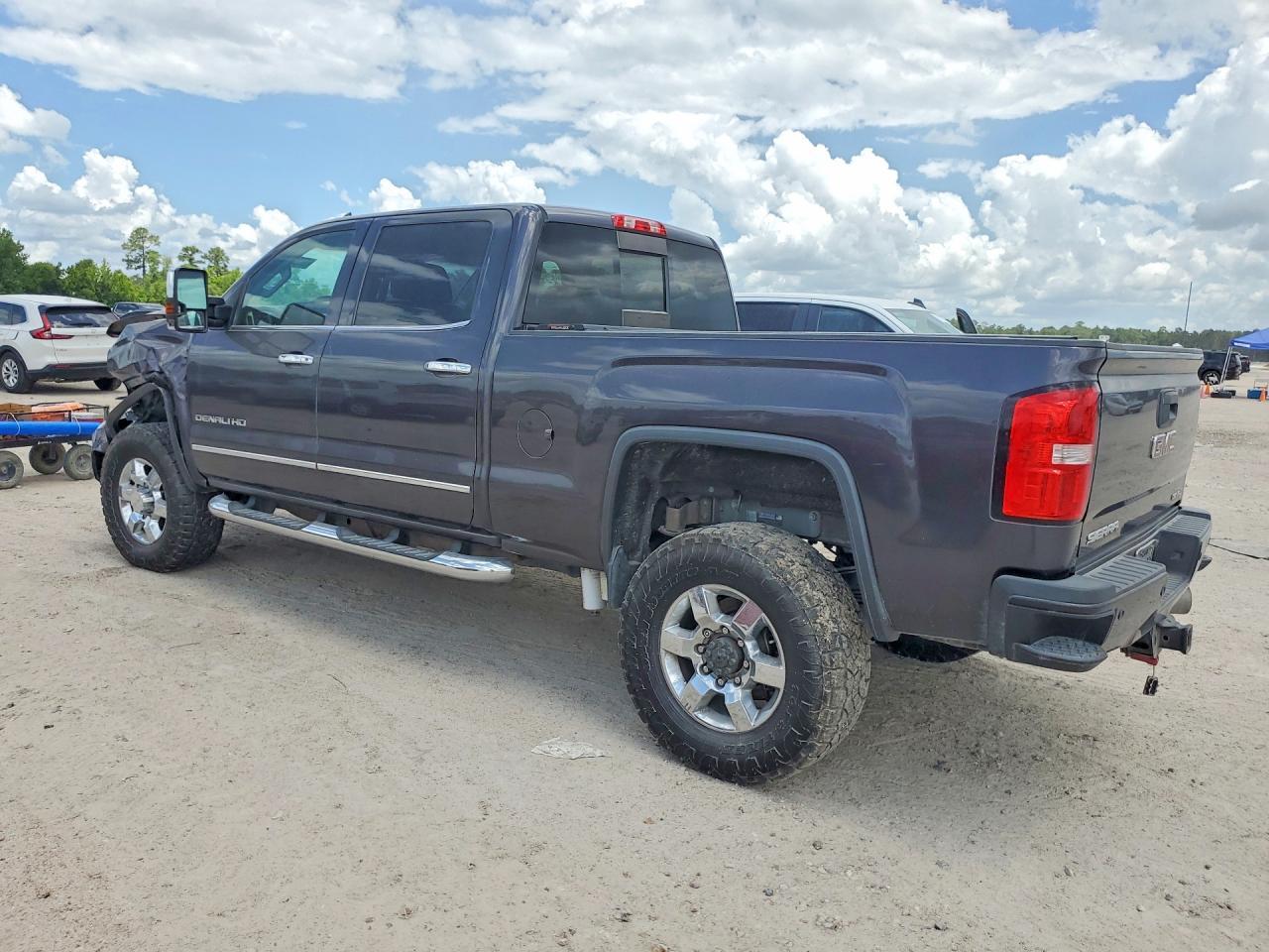 2015 GMC SIERRA 3500HD — фото 2
