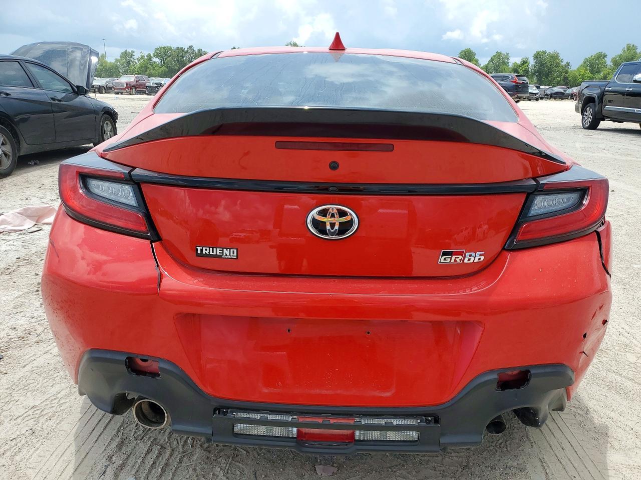 TOYOTA GR86