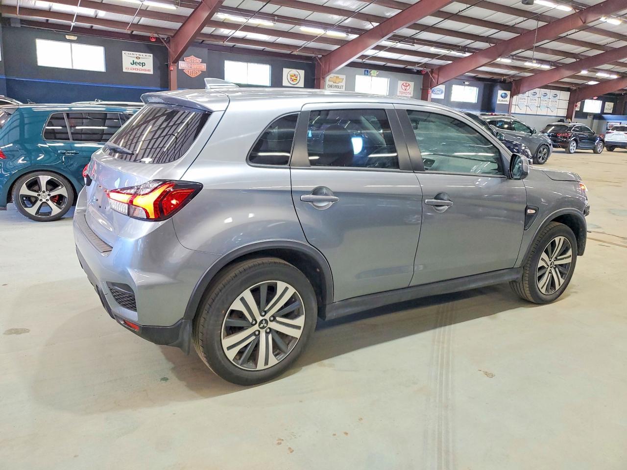 2023 MITSUBISHI OUTLANDER SPORT — фото 3