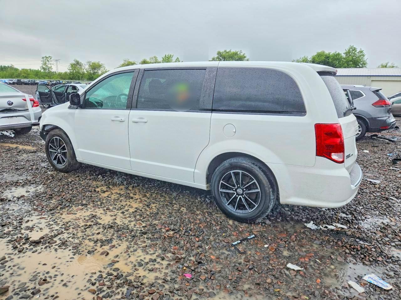 2018 DODGE GRAND CARAVAN — фото 2