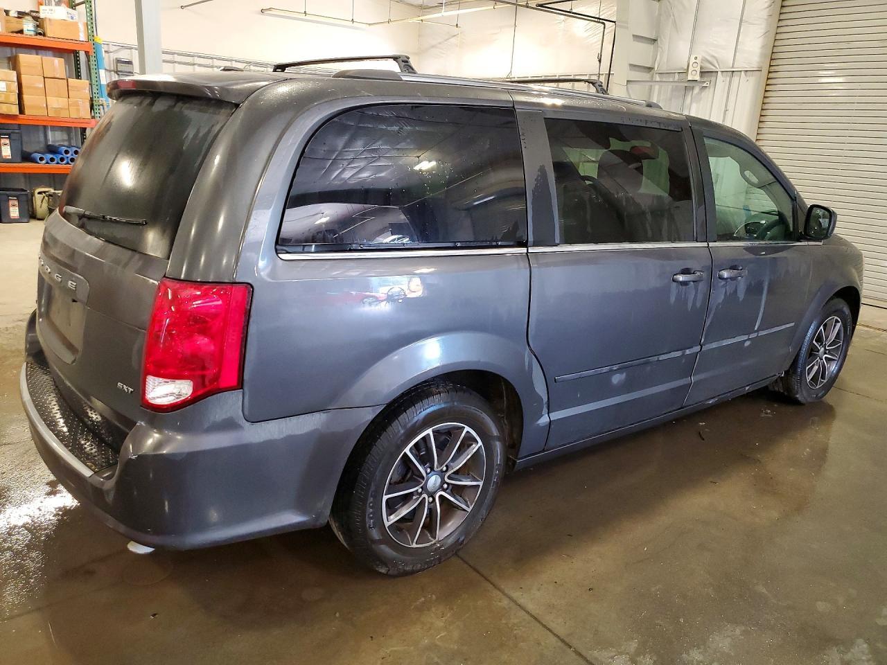2016 DODGE GRAND CARAVAN — фото 3