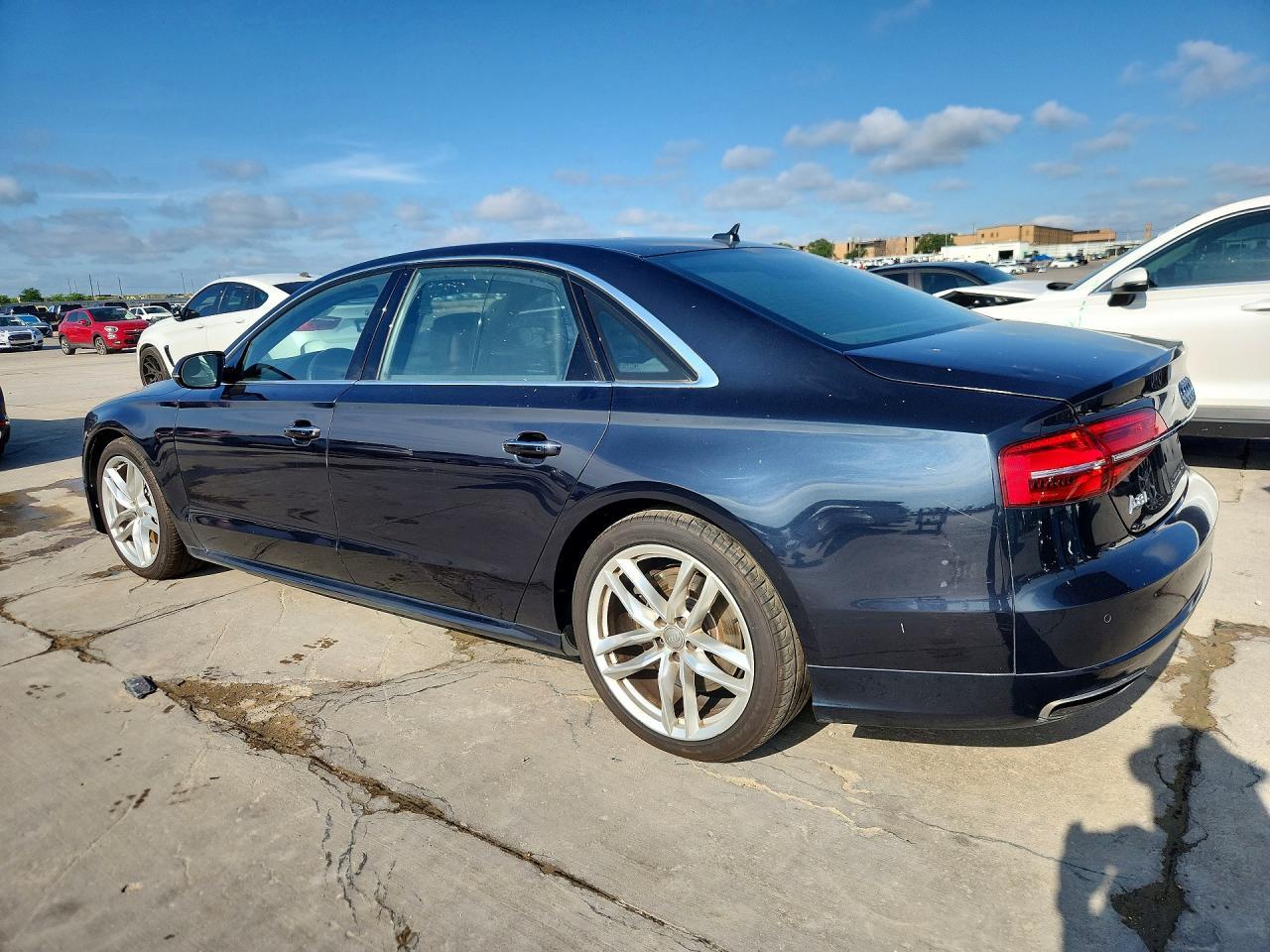 2017 AUDI A8 — фото 2