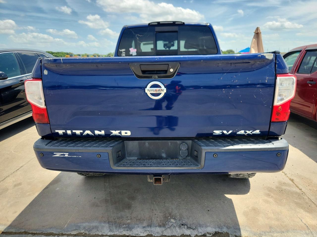 2017 NISSAN TITAN — фото 6