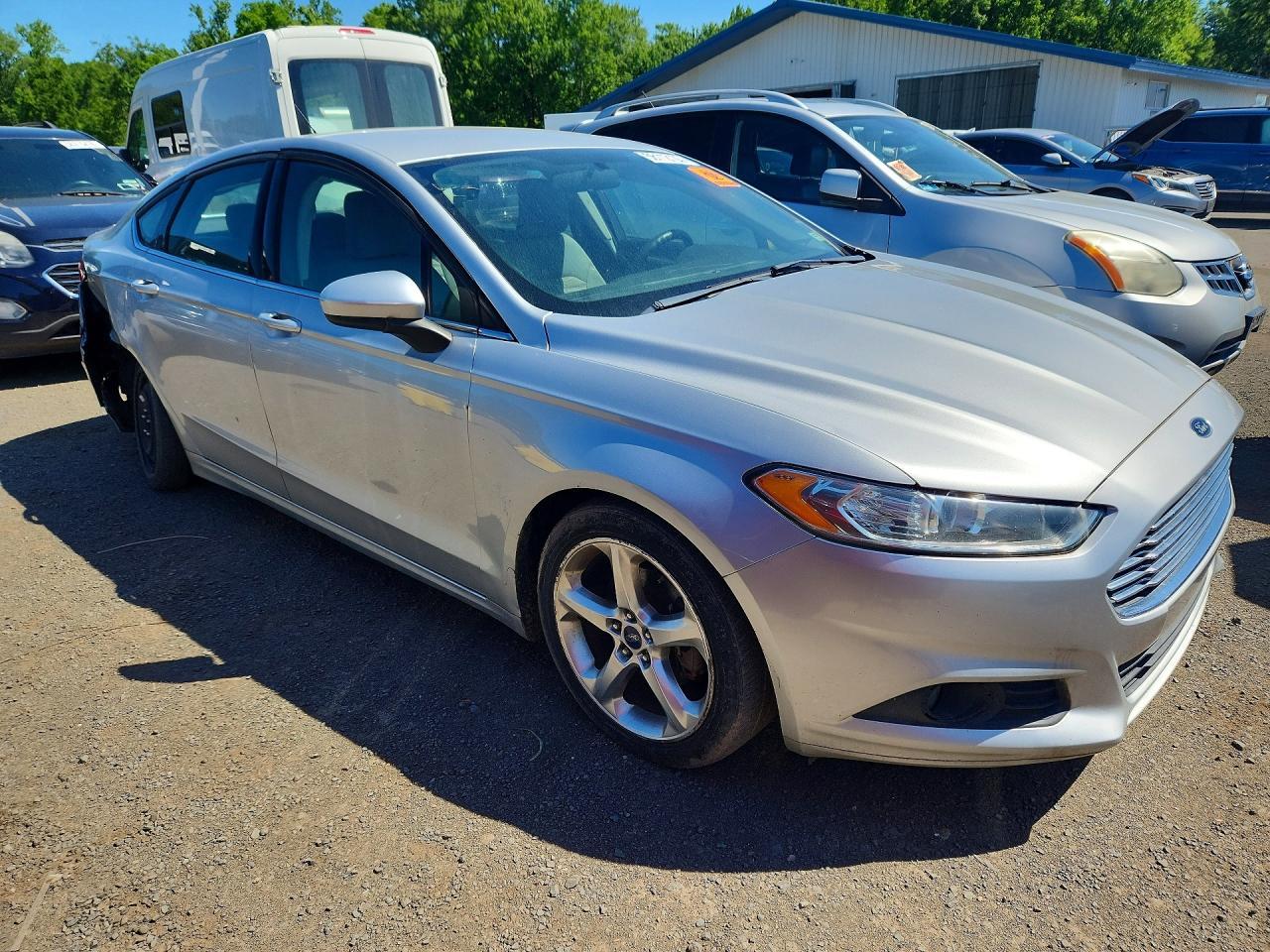 FORD FUSION