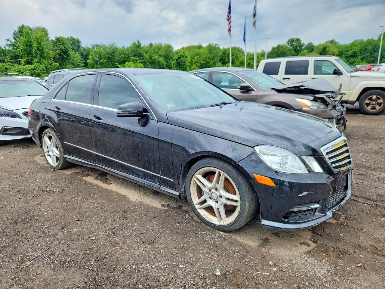 2013 MERCEDES-BENZ E-CLASS — фото 4