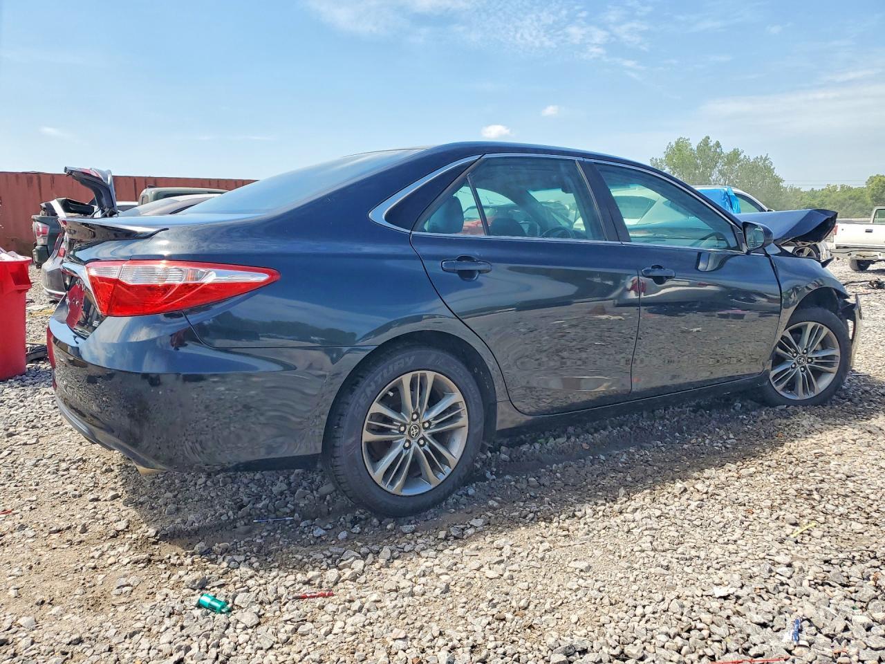 2017 TOYOTA CAMRY — фото 3