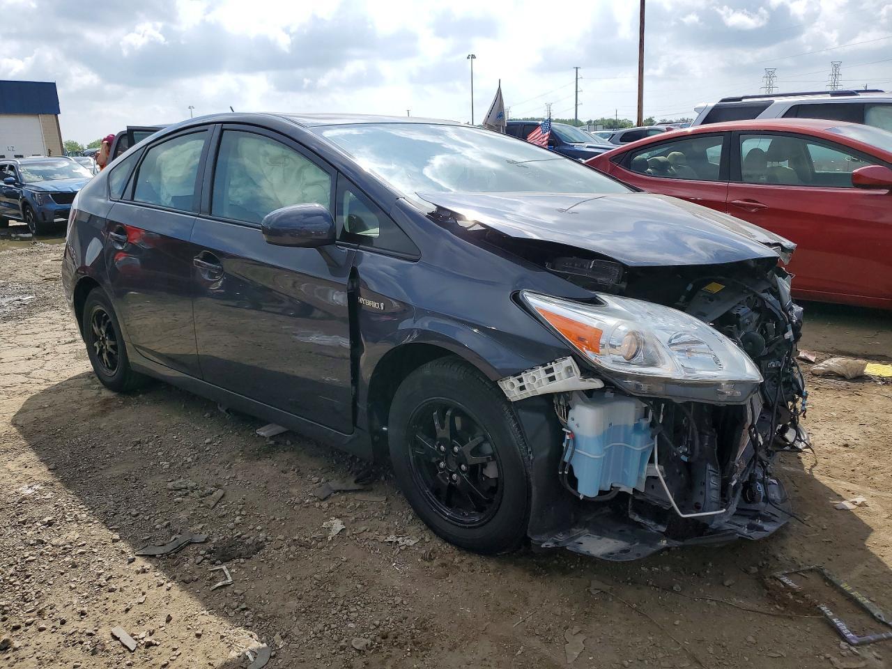 2015 TOYOTA PRIUS — фото 4