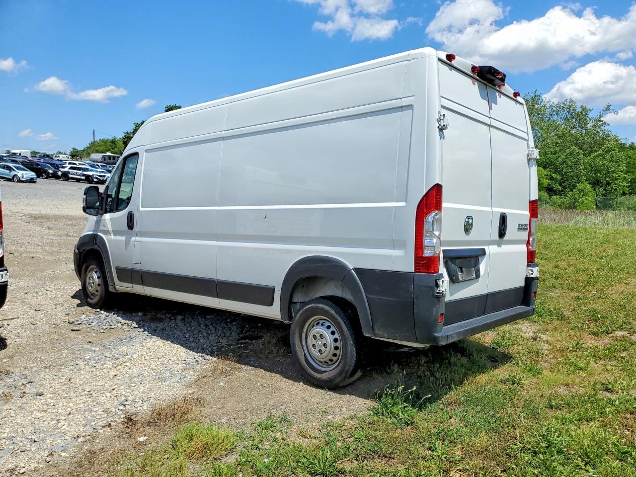 2025 RAM PROMASTER 1500 — фото 2