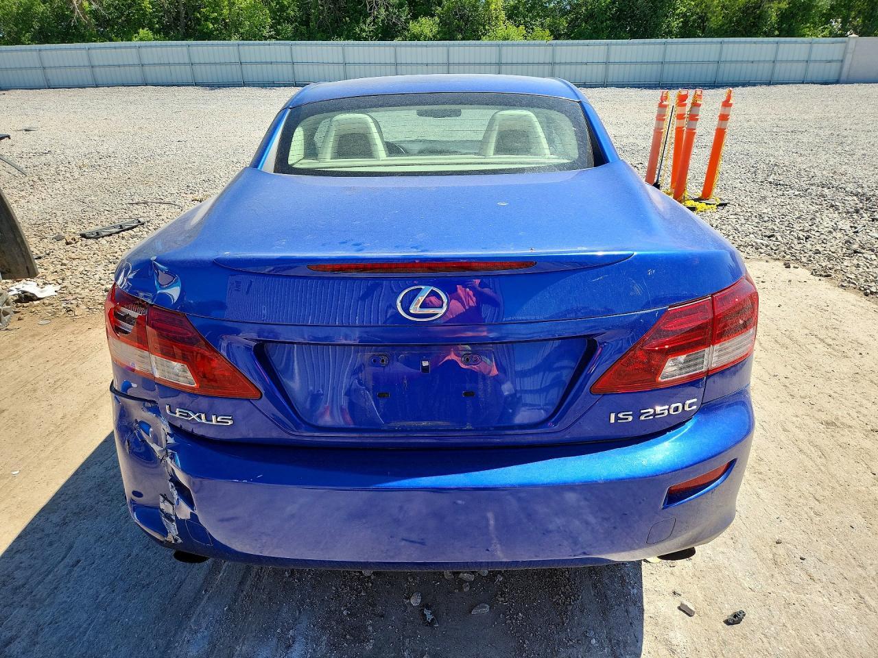 2010 LEXUS IS 250 — фото 6
