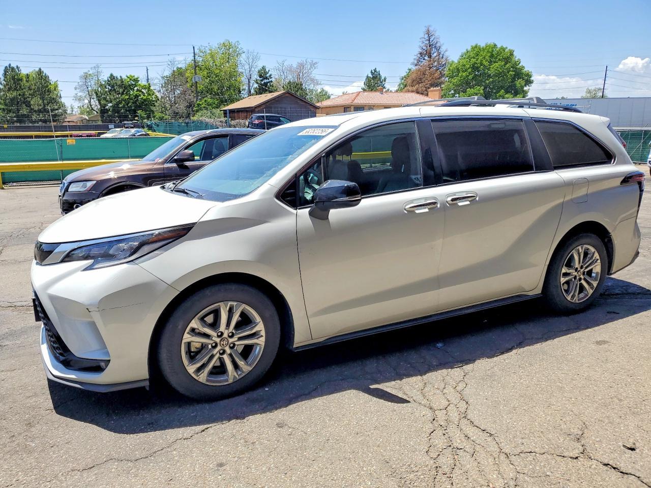 2023 TOYOTA SIENNA — фото 1
