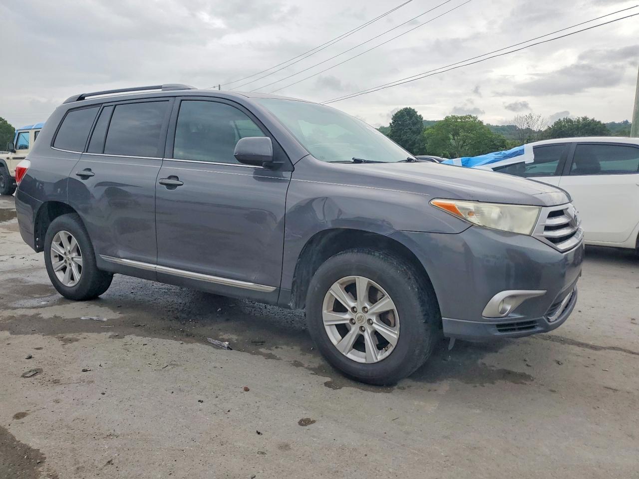 2011 TOYOTA HIGHLANDER — фото 4
