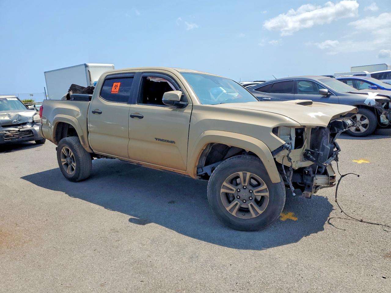 2018 TOYOTA TACOMA — фото 4