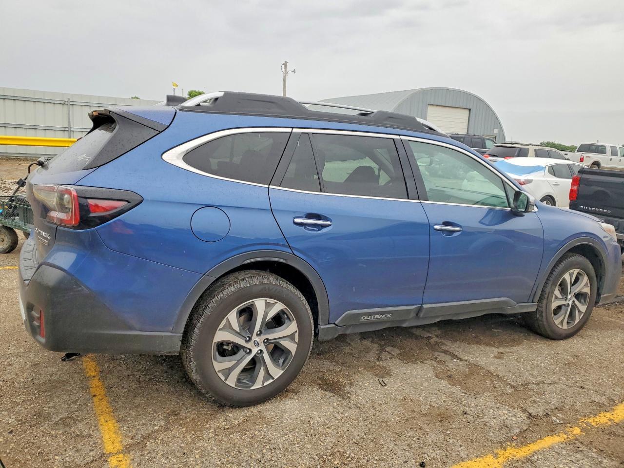 2022 SUBARU OUTBACK — фото 3