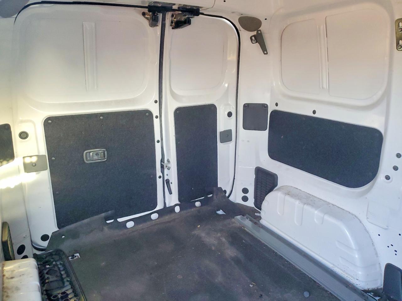 2019 NISSAN NV200 — фото 10