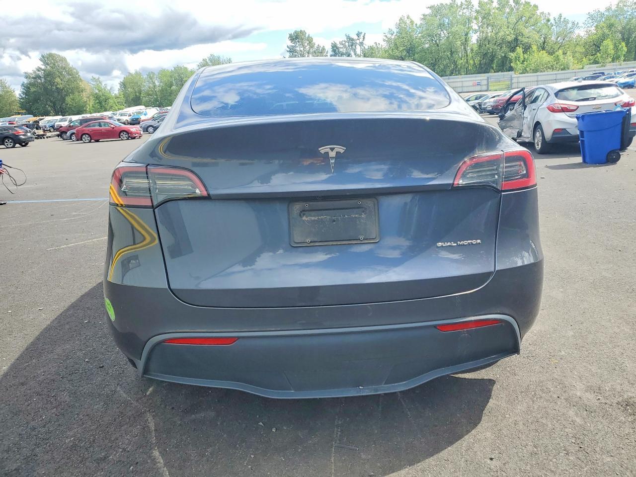 2023 TESLA MODEL Y — фото 6